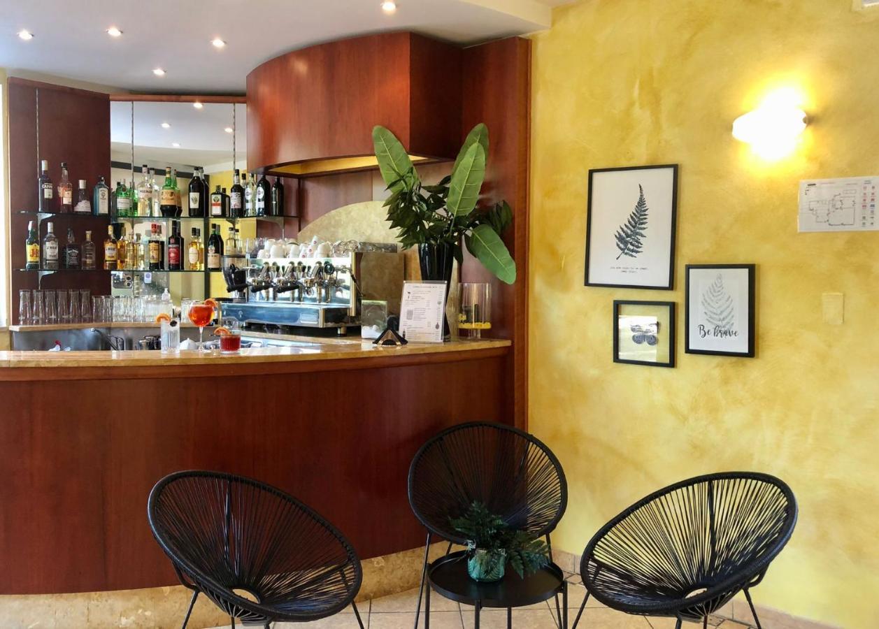 Hotel B&B Des Bains Milano Marittima Ngoại thất bức ảnh
