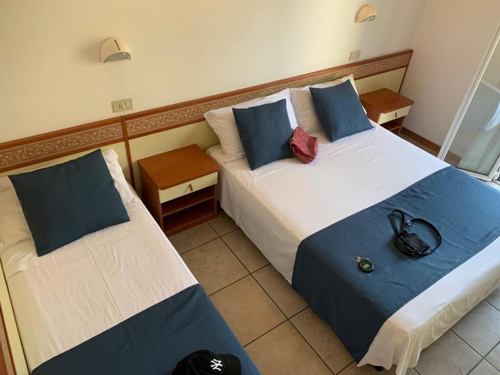 Hotel B&B Des Bains Milano Marittima Ngoại thất bức ảnh