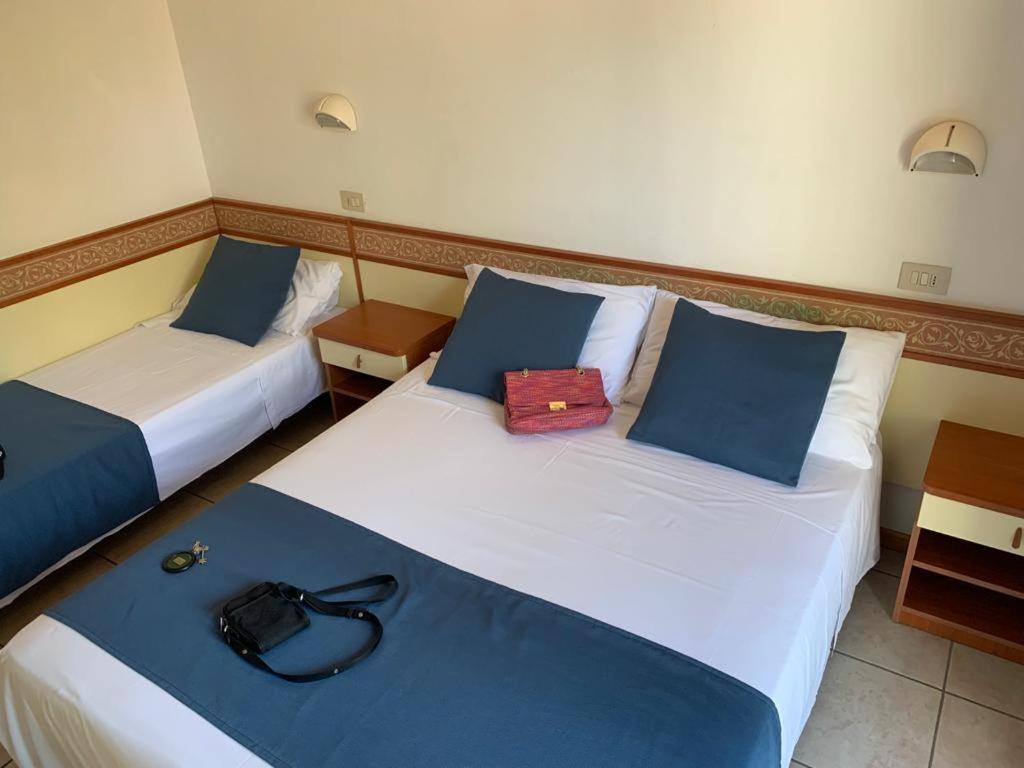 Hotel B&B Des Bains Milano Marittima Ngoại thất bức ảnh