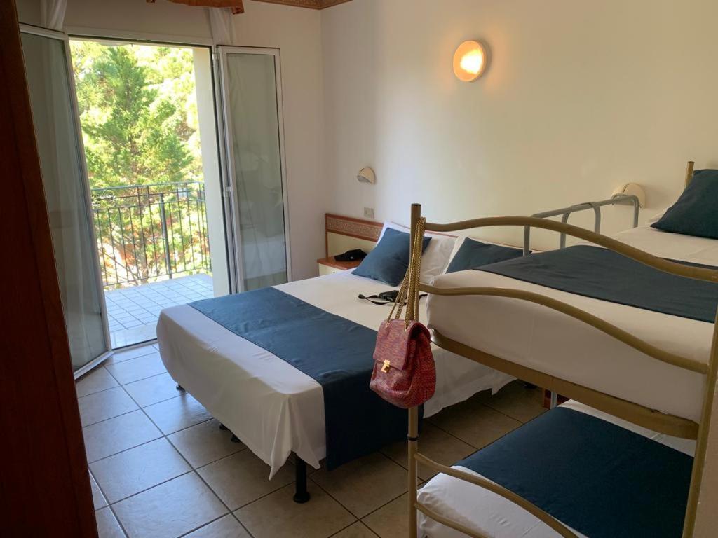 Hotel B&B Des Bains Milano Marittima Ngoại thất bức ảnh