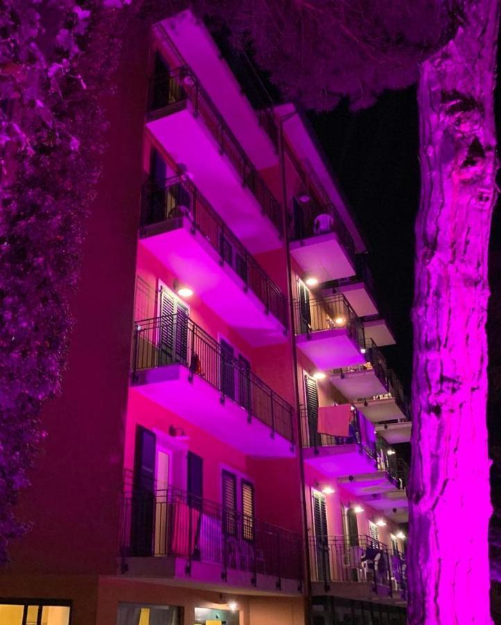 Hotel B&B Des Bains Milano Marittima Ngoại thất bức ảnh