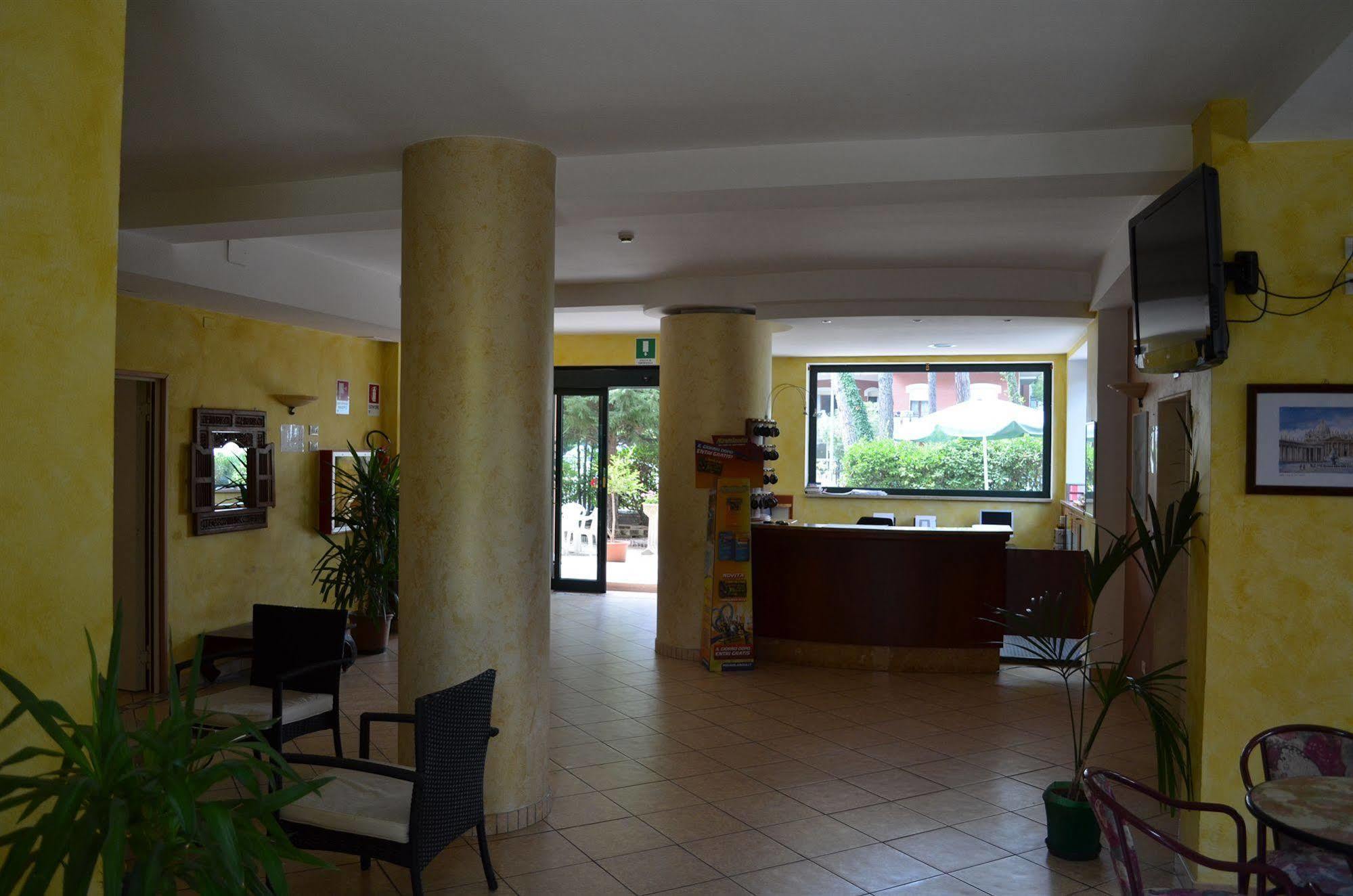 Hotel B&B Des Bains Milano Marittima Ngoại thất bức ảnh